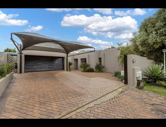 3 BEDROOM PROPERTY TO RENT IN FOURWAYS GARDENS